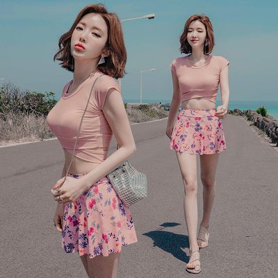 Qmi 韓國時尚短袖印花鋼托分體平角裙式高腰顯瘦溫泉泳裝