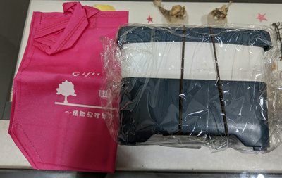全新 雙層甜蜜餐盒 材質:PP複合料 含不織布提袋 產地:台灣 股東會紀念品(藍色)(紅色)
