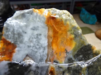 《藍晶寶石玉石特賣》→〈原石系列〉→天然金線虎皮年糕清透紫玉髓原礦〈3050公克→A1