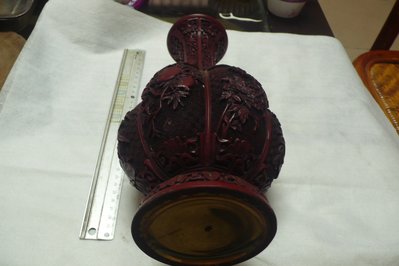 紫色小館85~~--漆雕銅花瓶
