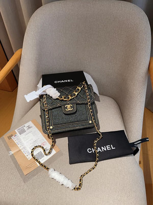 【二手】香奈兒Chanel 23s牛仔郵差包 尺寸22cm 禮盒包裝??