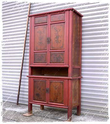 ^_^ 多 桑 台 灣 老 物 私 藏 ----- 優雅墨畫的台灣老朱漆肖楠木櫃