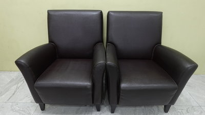二手家具沙發推薦-台北二手家俱-咖啡色單人皮沙發/單人扶手椅