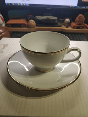 【二手】日本鳴海NARUMI咖啡杯，杯子口徑95cm，高63cm32710【百草巷】古玩 收藏 古董