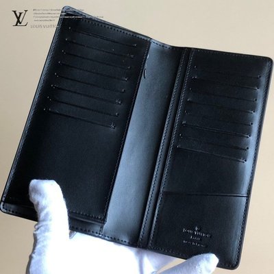 Louis Vuitton AEROGRAM Brazza wallet (M69980)