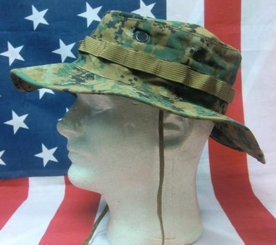 美軍野戰擴邊帽(數位叢林迷彩)..特價:$700.. . 軍帽..迷彩帽..小帽..綠扁帽..