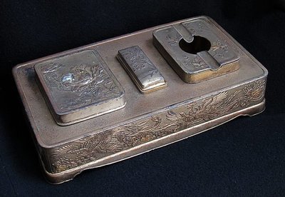 煙灰缸組香煙盒像銀器的老銅器半浮雕刻鳳凰牡丹玉蘭日本民藝日本古董【心生活美學】