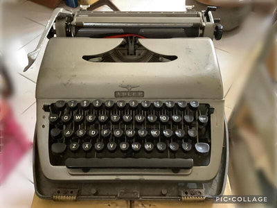 ADLER德國古董機械打字機（w02）英文打字機