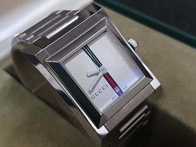 ☆ Gucci 111J 紅綠經典雙色腕錶(保 證 真 品) ☆
