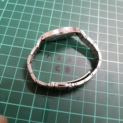 鑲鑽 ELLE 不銹鋼 實心 老舊手錶 黑白賣 值得整理 G5