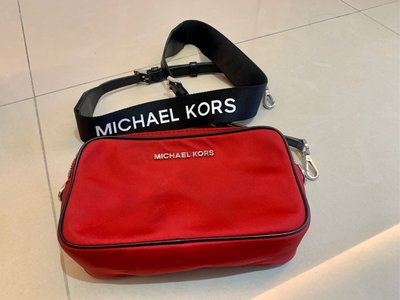 Michael kors MK 尼龍相機包 LOGO織帶 斜背包 雙拉鍊 紅色