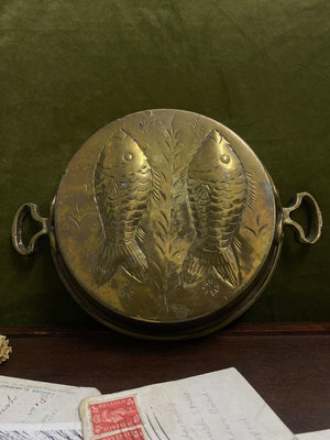 【二手】西洋銅器 純銅 黃銅雙魚模具銅鍋 裝飾擺件 歐洲回流 銅器 舊貨 擺件 【景天闇古貨】-1796