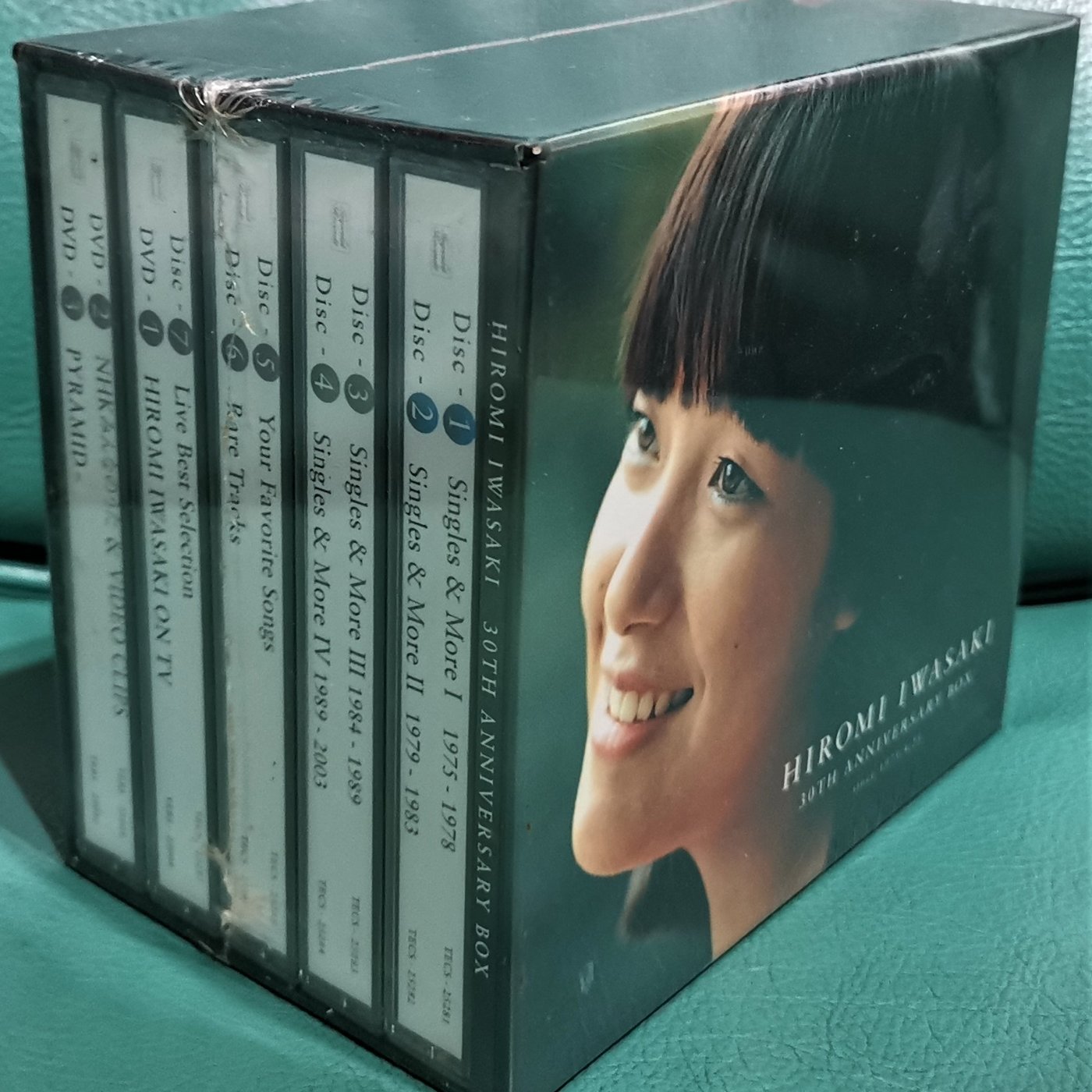 岩崎宏美30TH ANNIVERSARY BOX ,7CD + 3DVD 收錄丁曉慧熱帶魚日本原曲 