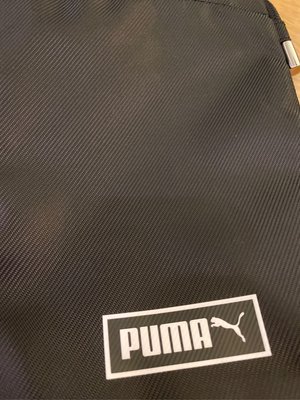 全新 5折 真品 黑色 puma 手機套 手機袋 肩背小包 斜背包 小廢包 手機包 護照包 旅遊包 內包 貼身包 旅行 小袋