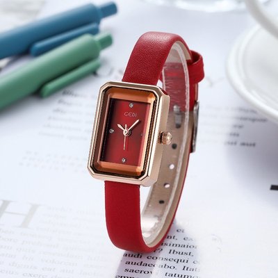 手錶 新款爆款女士皮帶手表時尚簡約休閑時裝百搭防水石英腕表