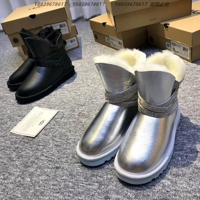 美國代購澳洲 UGG 經典龐克風格 顏色2 獨特水鑽綁帶潮流保暖靴 雪靴 潮流單品 OUTLET