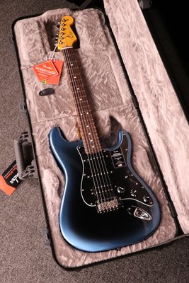 【高雄名人樂器明誠店】全新美廠 Fender Professional 2 暗夜 藍 電吉他