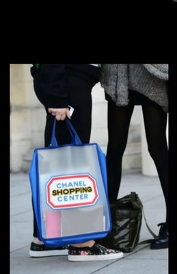 (現貨）風靡歐美 CHANEL 香奈兒 積分禮 最新時尚  透明經典藍 秋冬紀念版 購物袋/折疊購物包/ 折疊手提袋
