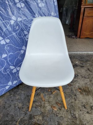 香榭二手家具*經典北歐風白色造型餐椅-塑膠椅-簡餐椅-麻將椅-化妝椅-椅子-椅凳-洽談椅-休閒椅-會客椅-簽約椅-咖啡椅