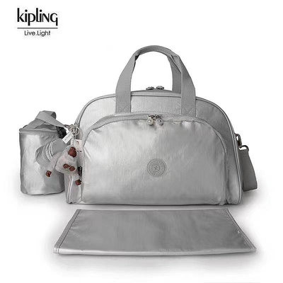 Kipling K13556 金屬銀 手提斜背多功能包 媽媽包 旅行包 運動包 大容量 防水 附圓桶收納包 尿布墊