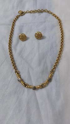 （搬家大出清）Vintage 國際精品GIVENCHY Logo項鍊+夾式耳環，項鍊黃金色/白金色鍊長約49公分，耳環直徑約1.6公分古董黃金LV香奈兒迪奧古奇