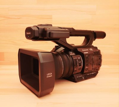 Panasonic AG-UX90PX 手持式4K攝影機/時數225H/公司貨*只要39000元*(H1041)
