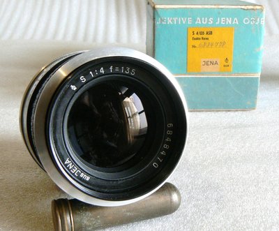 【悠悠山河 】稀有老東蔡 M42口--Carl Zeiss Jena 135mm F4 1Q頂級鏡片 *~盒裝收藏級~*