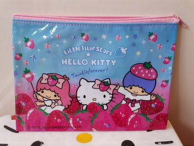 HELLO KITTY 凱蒂貓 草莓 防水 零錢包 證件袋 萬用收納袋 鉛筆 原子筆 袋子 拉鏈袋子 ~安安購物城~