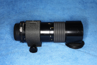 【Nikon AIS Nikkor-Micro 200mm f/4 微距鏡頭】解像力優異，遮光罩外觀有細微擦傷～