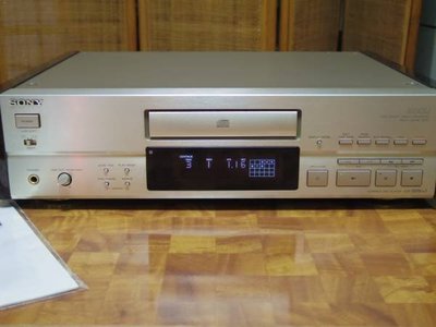 【老店新開_歡迎面交】品像漂亮 SONY CDP-555ESJ 高音質CD播放器 附原廠遙控器&amp;使用說明書 同軸輸入
