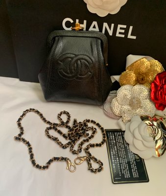 Chanel Vintage *荔枝皮大雙C；含k金金屬*手拿晚宴包🙋24年琺瑯樹脂迷你小包，價格漲至29萬*如圖二！