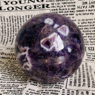 C236天然紫水晶球擺夢幻紫色水晶居家飾品，原石打磨，隨手一 水晶 原石 擺件【玲瓏軒】