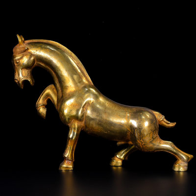 戰國青銅——鎏真金馬——高:30厘米——寬:41厘米——重:3.1公斤——15001928