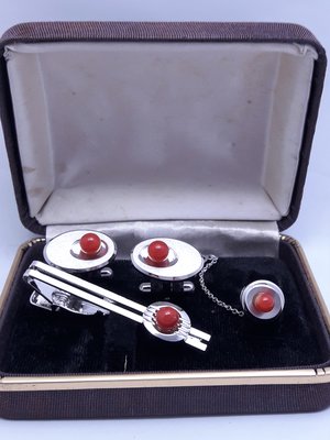 小紅石造型(silver銀製袖扣)及領帶夾,領針 (無盒)