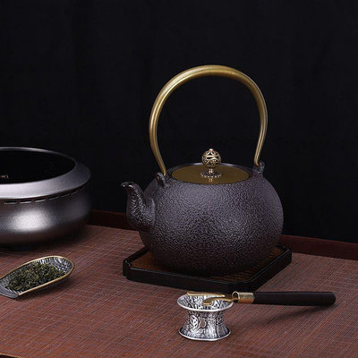 日式圍爐煮茶器鐵壺鑄鐵圓素無涂層日本生鐵壺燒水壺泡茶鑄鐵茶壺