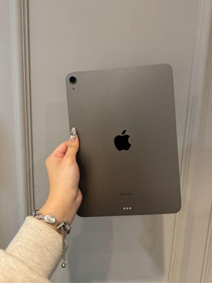 iPad Air 5 64g 太空灰