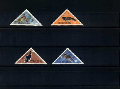 【二手】 186越南(南越)郵票1970年鳥類(三角票)4全(斯科 郵票 小型張 郵品【奇摩收藏】