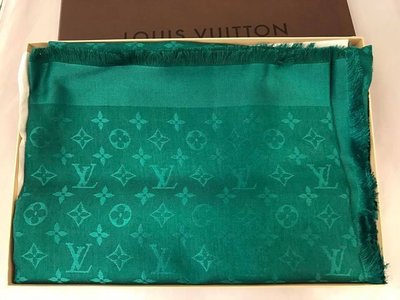 【RECOVER 名品二手sold out】LOUIS VUITTON 綠色鬚鬚邊圍巾