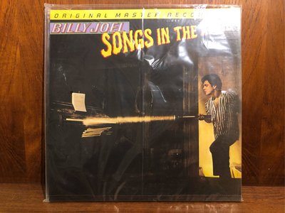 [ 沐耳 ］Billy Joel 經典現場專輯 Songs in the Attic：180克/45轉/ 2LP 發燒盤/限量盤（限量編號550）