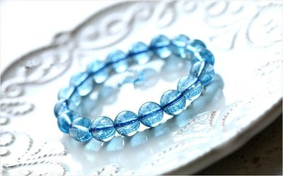 日韓時尚精品藍色水晶手珠10MM單圈手珠海藍寶