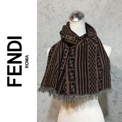 【皮老闆二店】二手真品 FENDI  圍巾 精品圍巾 保暖圍巾 女用圍巾 男用圍巾 100%羊毛150*34 義大利製 衣407