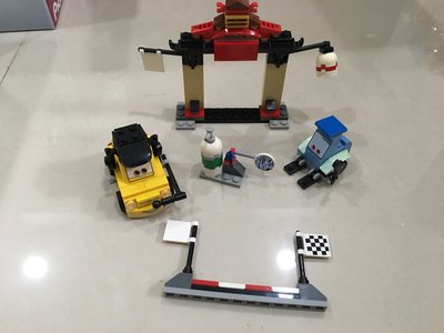 LEGO 8206 樂高 絕版 Cars 汽車總動員2  東京維修站