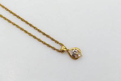 (小蔡二手挖寶網) 巴黎 Nina Ricci 蓮娜麗姿 金色 項鍊 金屬材質 總重量5g 行家自行鑑定 商品如圖 100元起標 無底價
