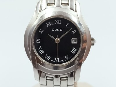 【發條盒子H5500】GUCCI 古馳 羅馬黑面 石英白鋼 日期顯示 經典女生腕錶 5500L