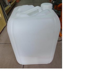 塑膠筒 塑膠桶 塑膠油桶 塑膠油筒 四角 20L