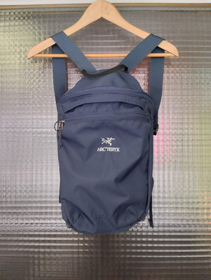 加拿大品牌始祖鳥 Arcteryx Index 15 深藍色戶外旅行輕便休閒多功能雙肩背包/後背包