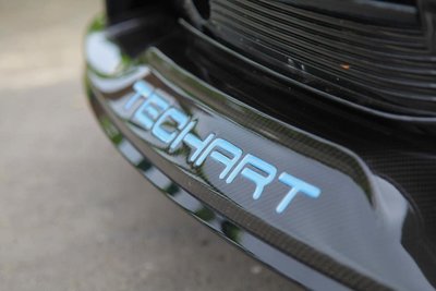 TAYCAN 專屬正廠TECHART套件升級~Techart Carbon前下巴+前燈下進氣孔+三角窗+後上尾翼+尾翼