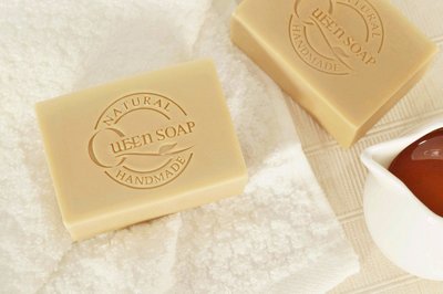 女王天然手工皂「巢蜜羊奶-呵護滋養皂」  手工香皂 手工肥皂 冷製手工皂