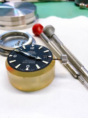 OMEGA 歐米茄【專業鐘錶維修 保養 】  機械錶 石英錶 勞力士 各國名錶   維修保養  (依圖報價)