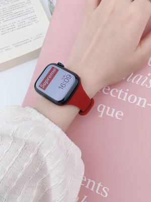 iwatch8表帶apple watch7s65蘋果手表帶液態硅膠蝴蝶扣女個性創意運動腕帶41mm45/40/S9細款小